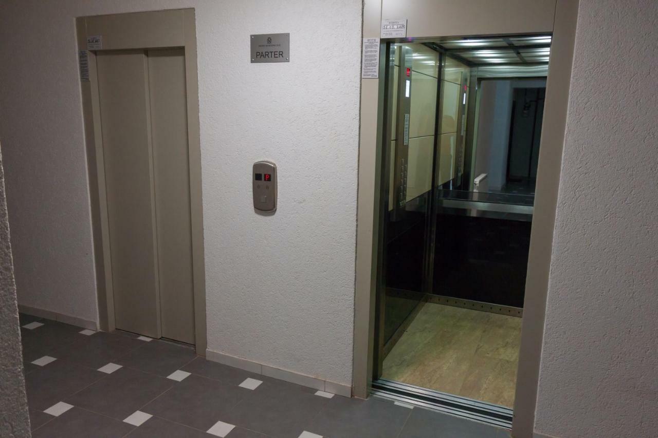 קלוז'-נאפוקה Gold Class Apartments Ams מראה חיצוני תמונה
